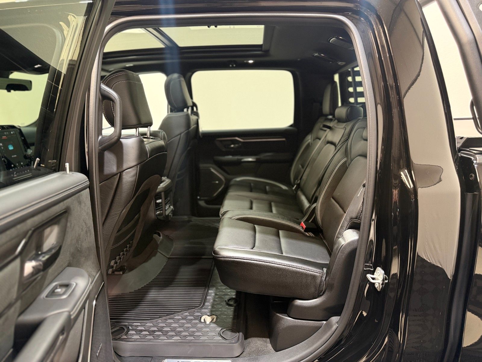 Fahrzeugabbildung Dodge RAM 1500 TRX  6.2  V8 Supercharged MY24