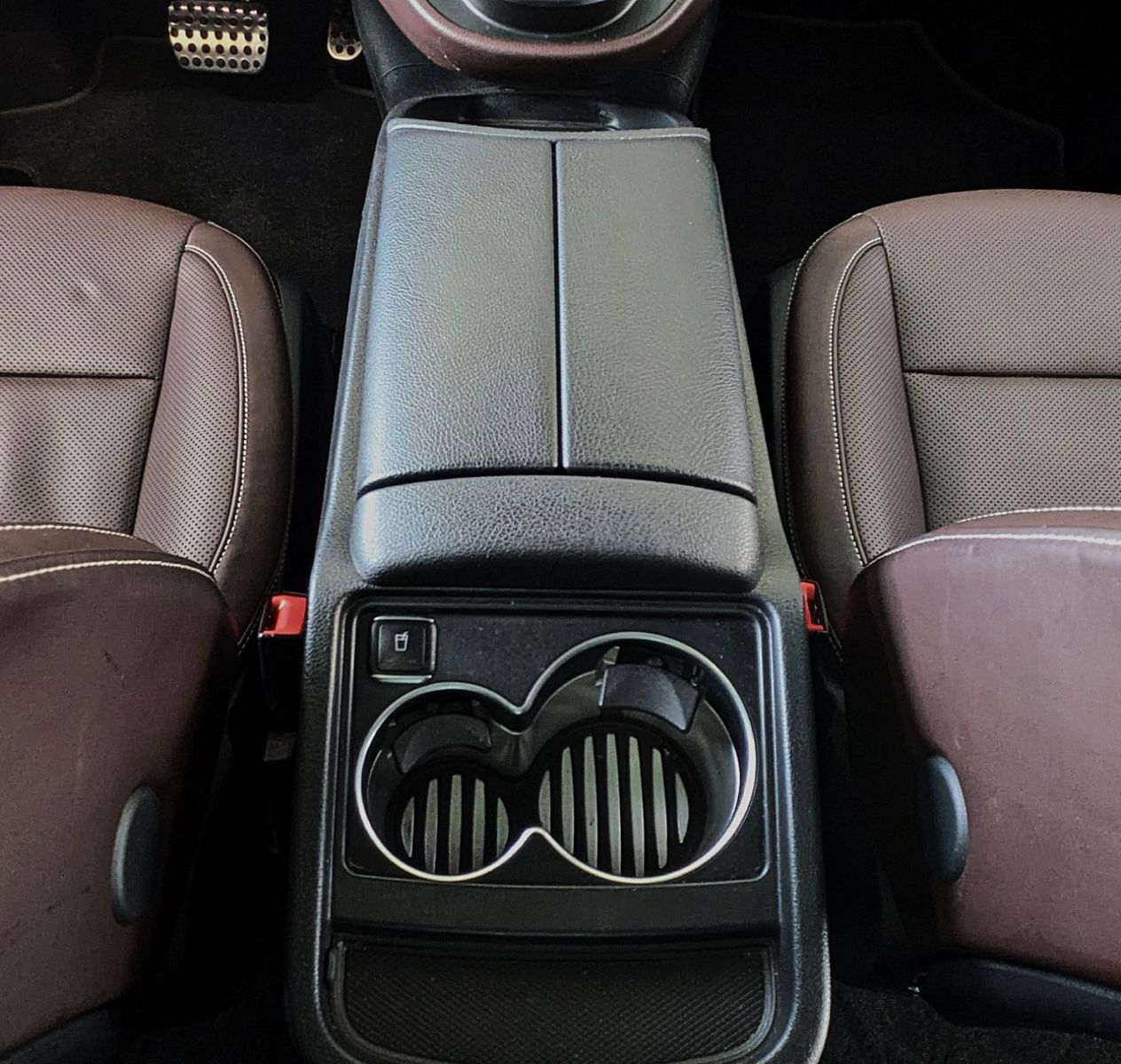 Fahrzeugabbildung Mercedes-Benz V 250d AMG 4M LANG 6 SITZE VIP SHUTTLE MEGAVOLL!
