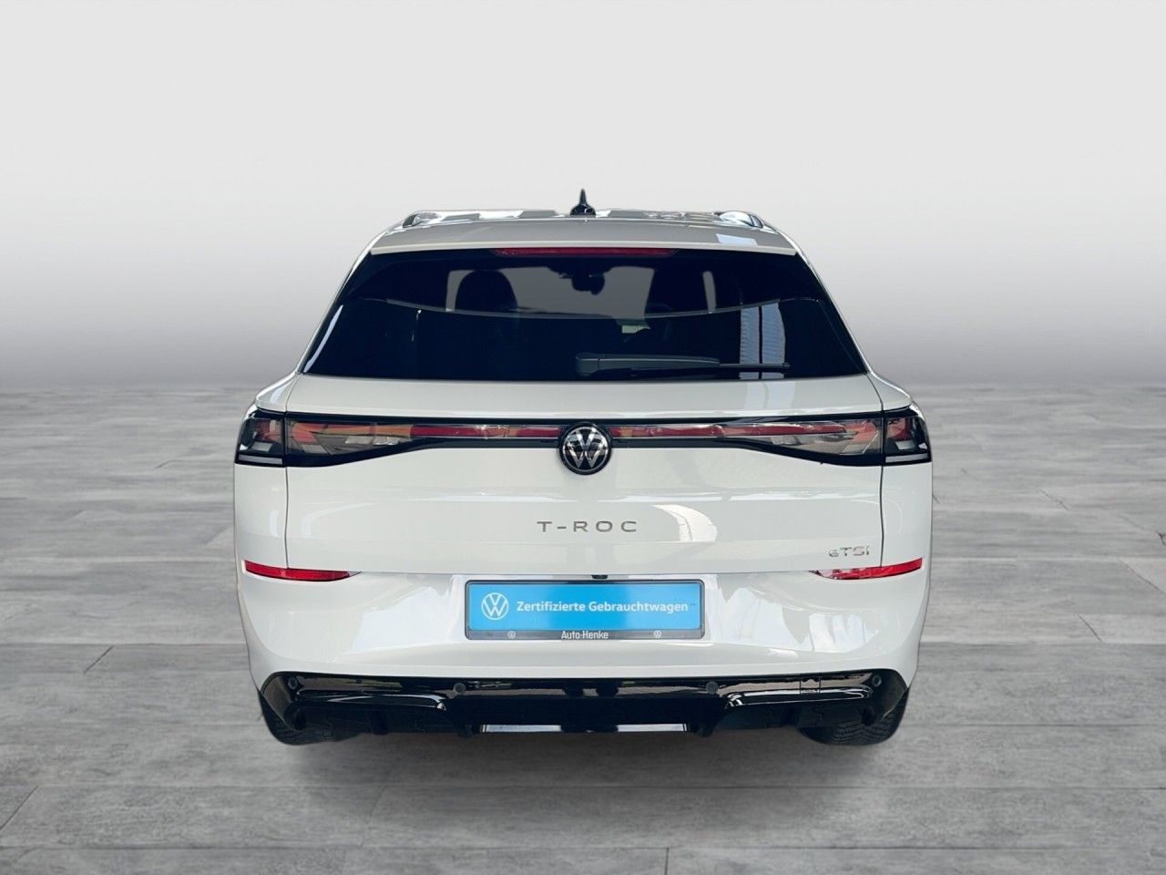 Volkswagen T-Roc 1.5 eTSI R-LINE IQ LIGHT AHK DSG foto 4