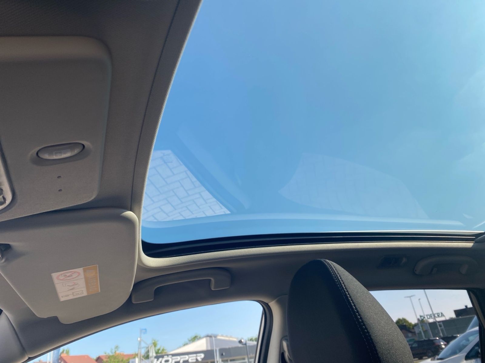 Fahrzeugabbildung Nissan Qashqai 1.3 DIG-T N-Connecta Automatik TCE 160