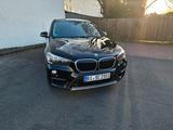 BMW x1 18d xDrive // Scheckheftgepflegt - BMW 1er Reihe mit Diesel-Antrieb: Geländewagen