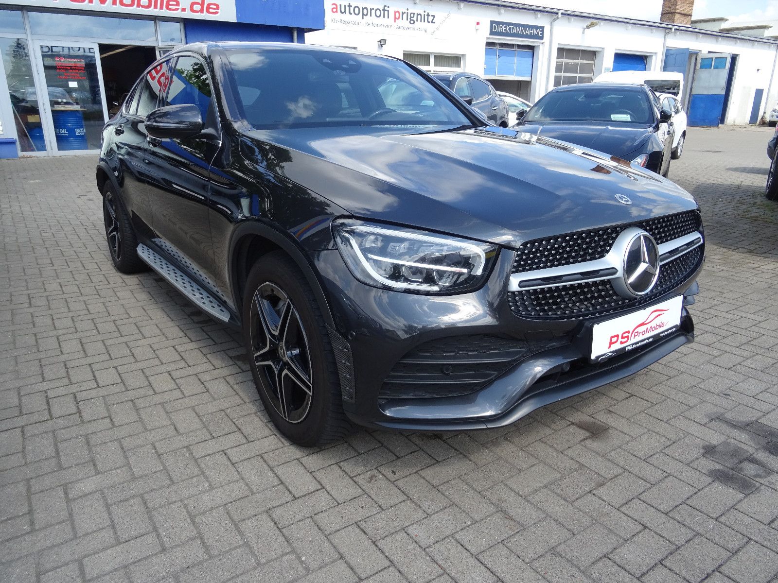 Mercedes-Benz GLC 220 d Coupe 4Matic AMG Automatik-LED-MBUX foto 3