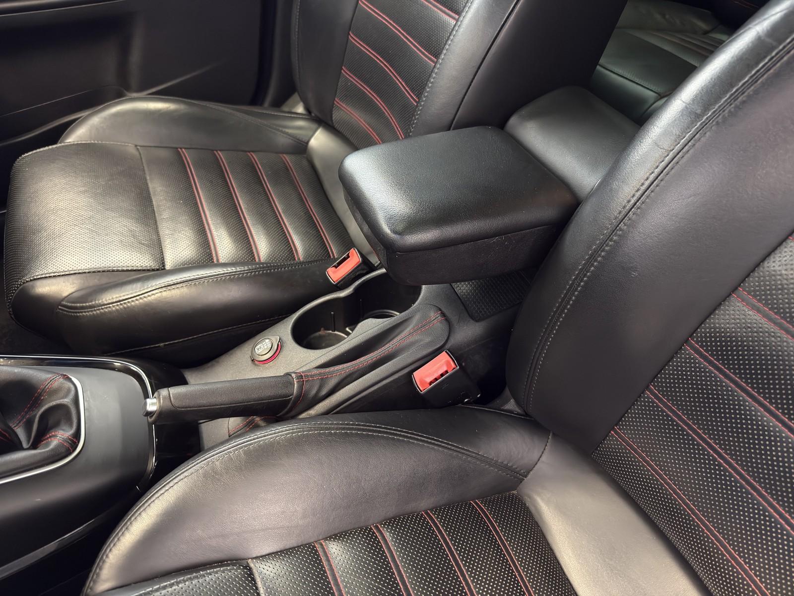 ALFA ROMEO GIULIETTA 1.8 TBI QUADRIFOGLIO VERDE 235ch - INTERIEUR CUIR - TOIT PANORAMIQUE - FREINS BREMBO - PHARES XÉNON