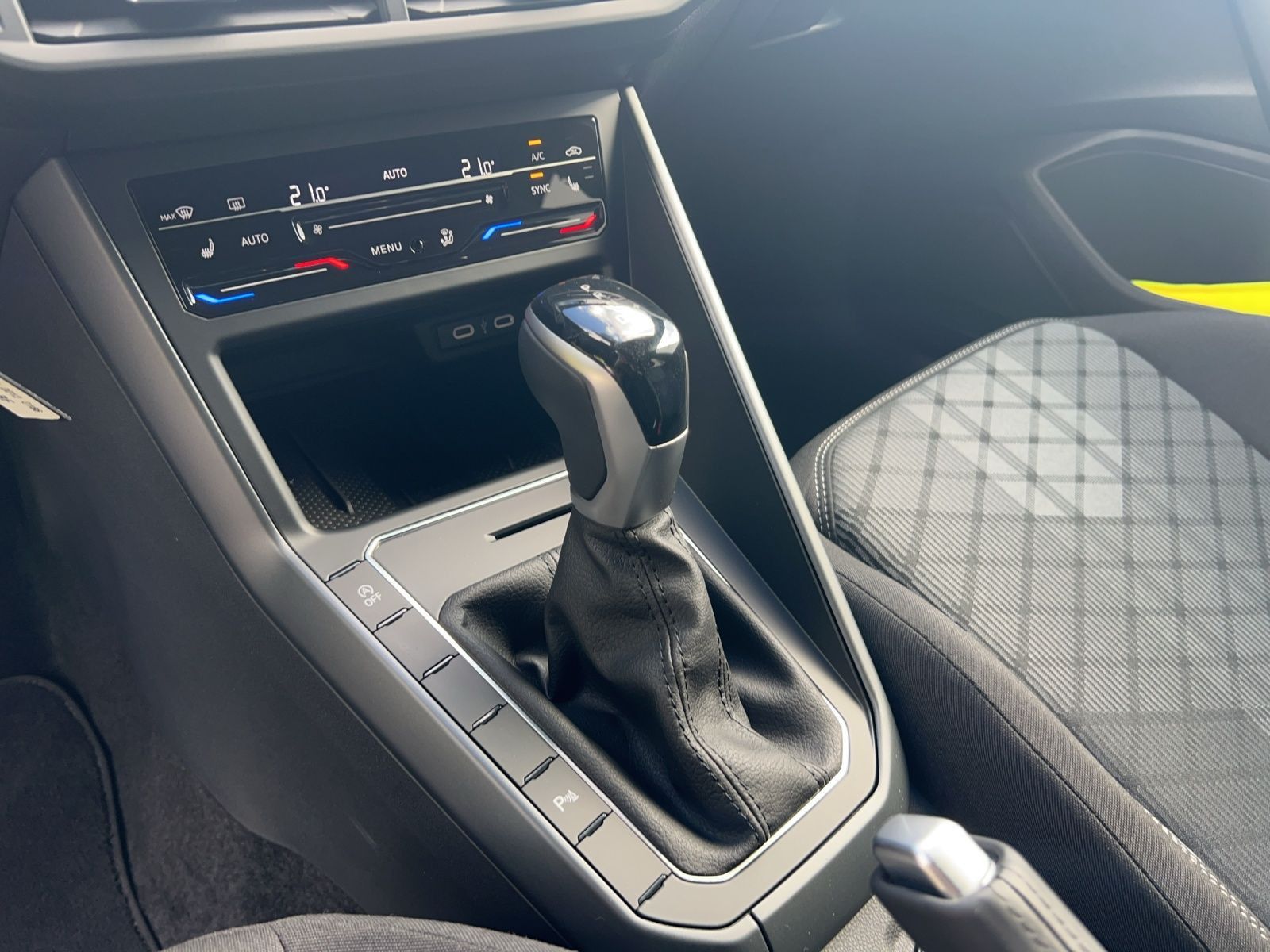 Polo R-Line 1.0 TSI DSG Navi*LED*Carplay*Klima