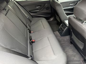 BMW 318 - 11