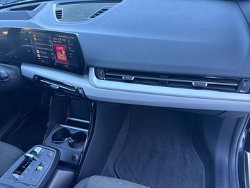 BMW iX1 xDrive30 Head-Up DAB LED RFK Komfortzg. Shz