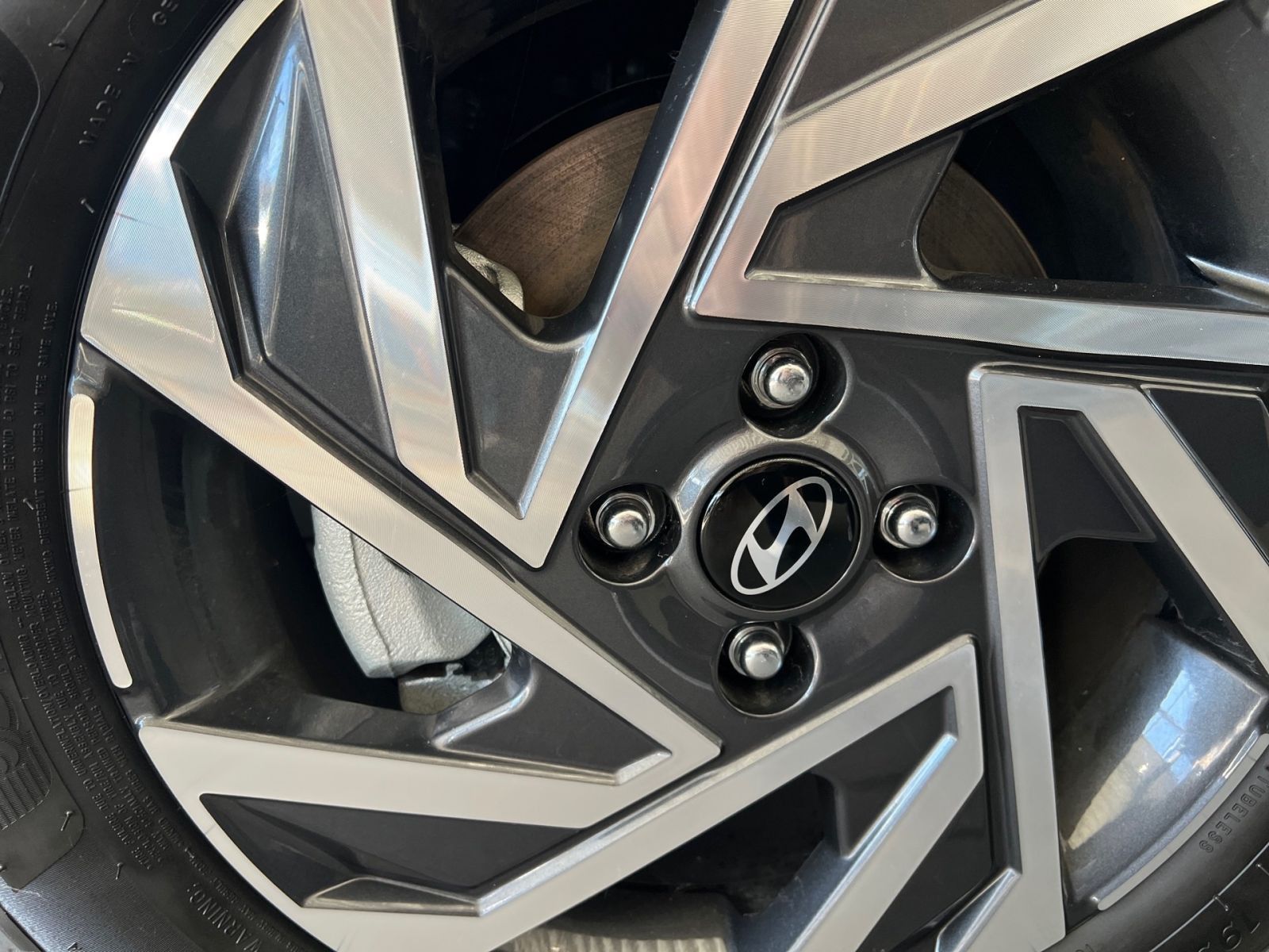 Fahrzeugabbildung Hyundai i20 1.0 T-GDI Trend Navi LED