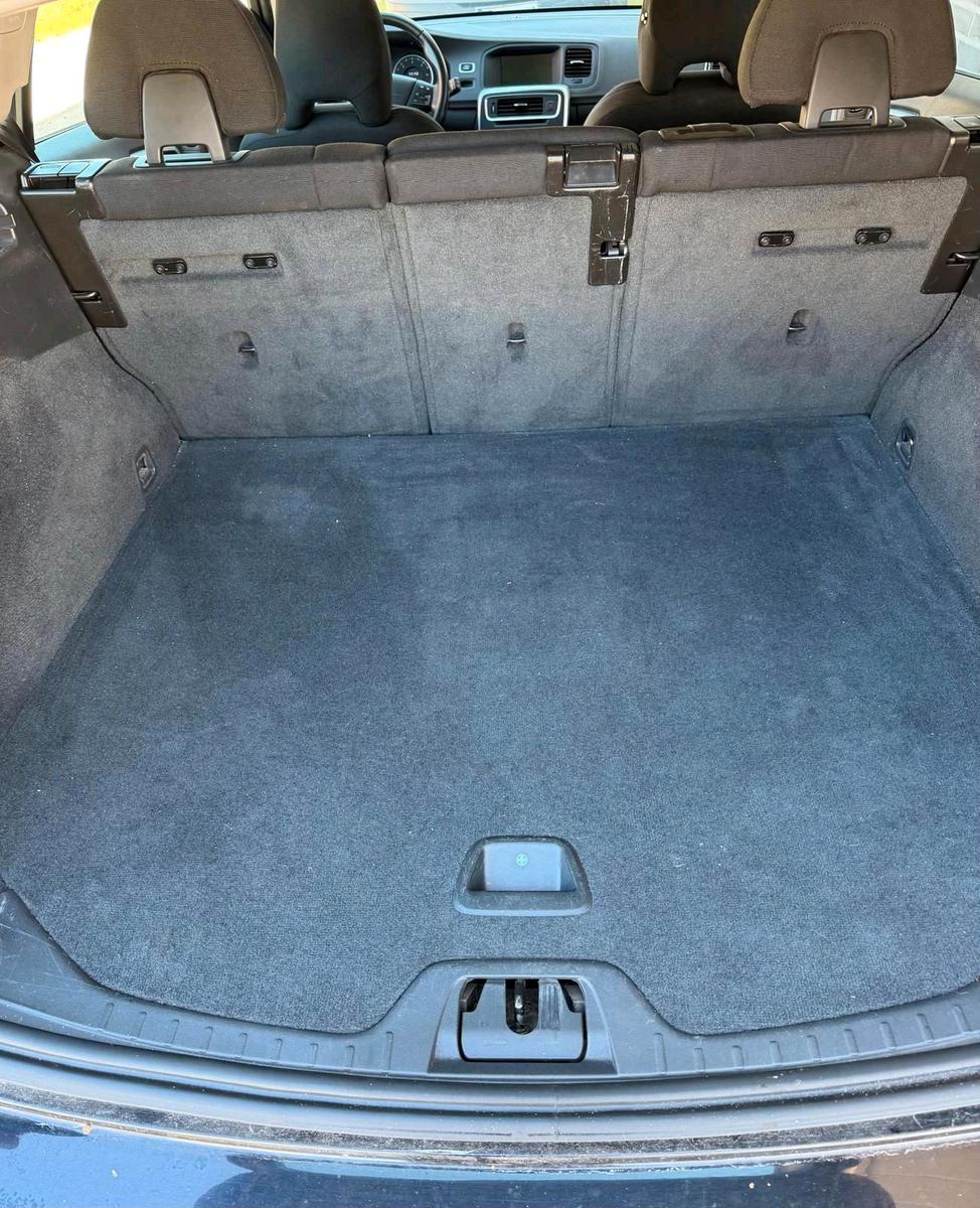 Volvo V60 2011 — photo 5