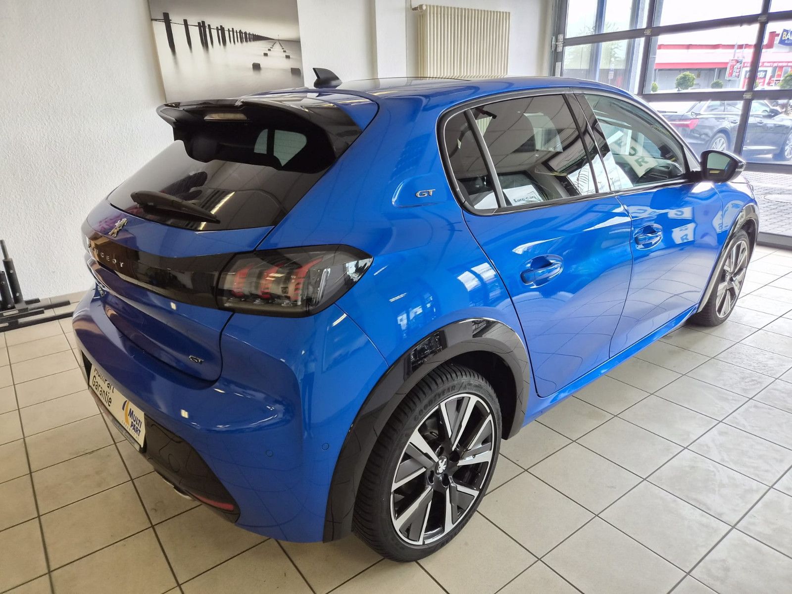 Fahrzeugabbildung Peugeot 208 GT / LED / NAVI / KAMERA / SCHECKHEFT