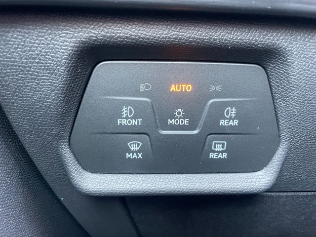 Leon Sportstourer VZ e-Hybrid *Navi/AHK/SHZ*