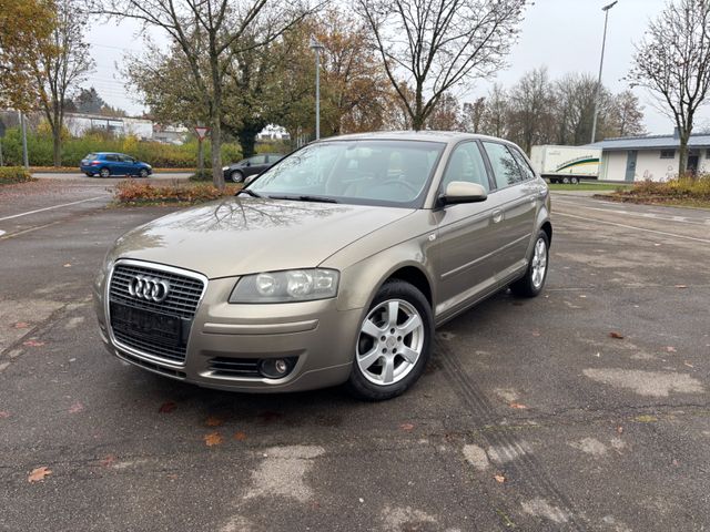 Audi A3 Sportback 1.6 *Automatik* Attraction