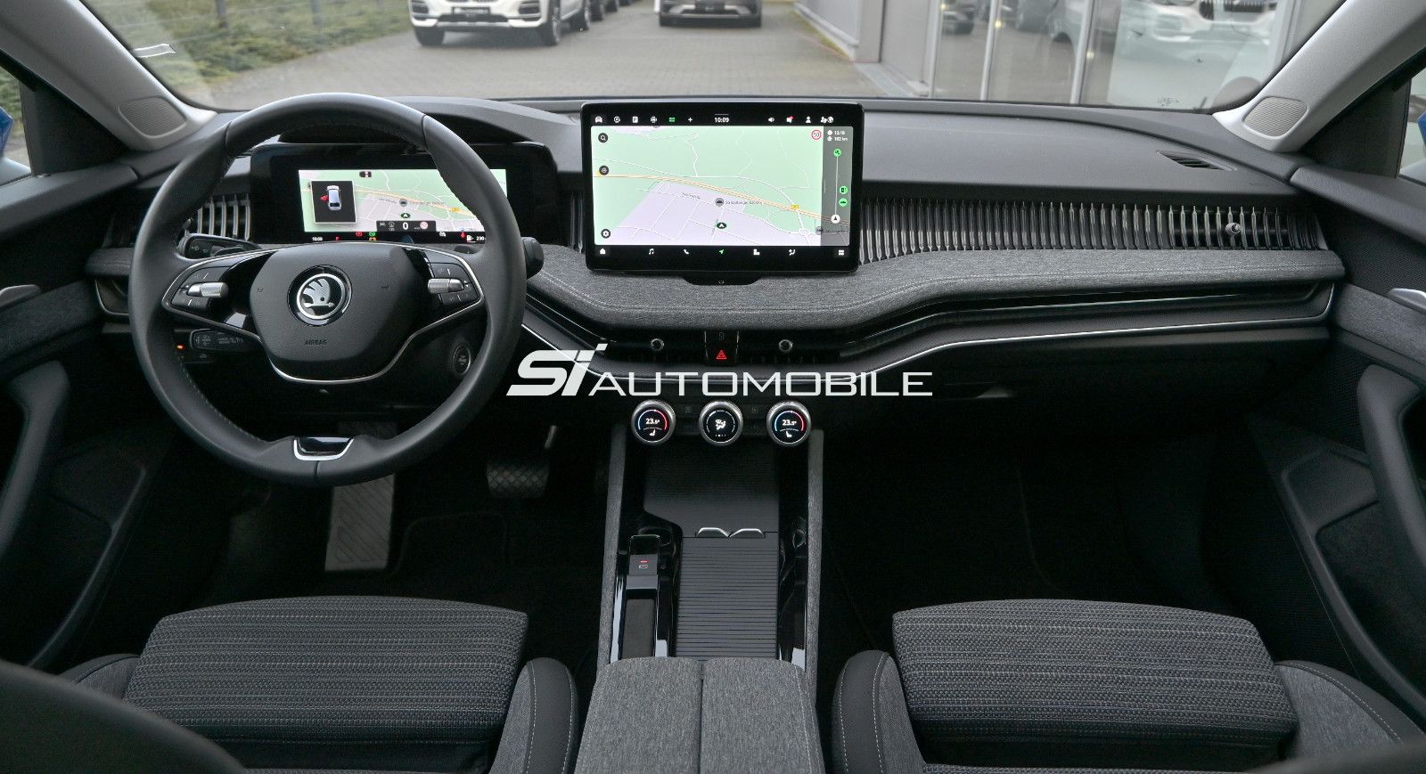 Fahrzeugabbildung SKODA Superb 2.0 TSI DSG Selection Combi 4x4 °ACC°AHK°