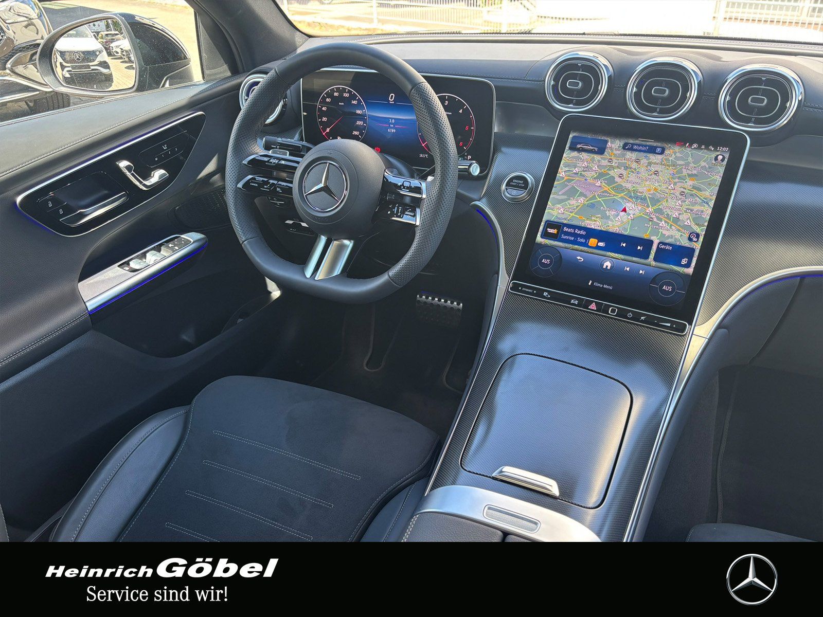 Fahrzeugabbildung Mercedes-Benz GLC 220 d 4M Coupé AMG*DISTRONIC*MEMORY*PANO*AHK