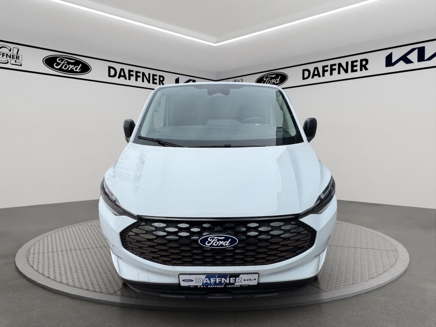 Fahrzeugabbildung Ford Transit Custom Kasten E 320 L1 Trend RWD Navi LE