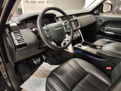 Fahrzeugabbildung Land Rover Range Rover 4.4 SDV8 Vogue (PANO/SI-LÜFT/BLACK-P