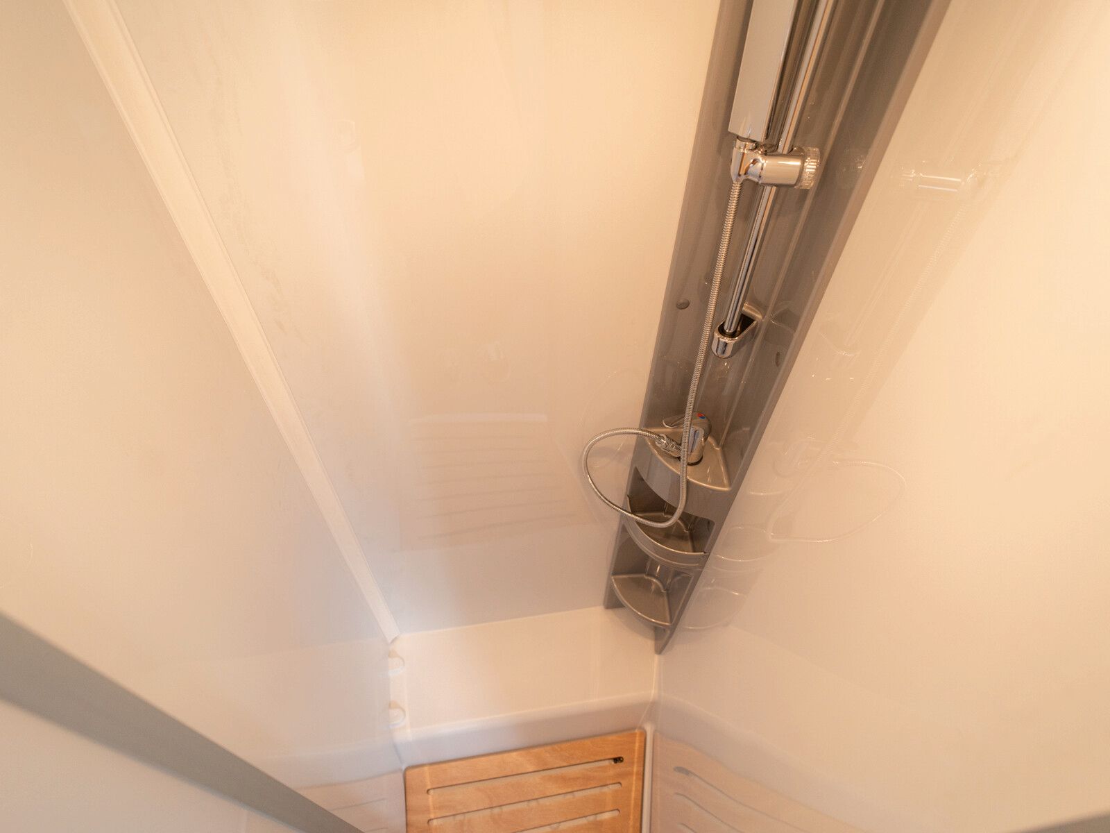 Fahrzeugabbildung Dethleffs Just Camp Active T 7052 DBL *AKTION*Hubbett*Navi