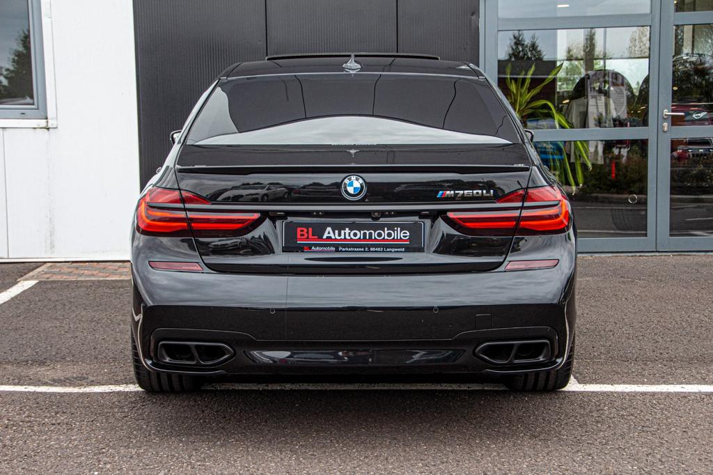 BMW M760