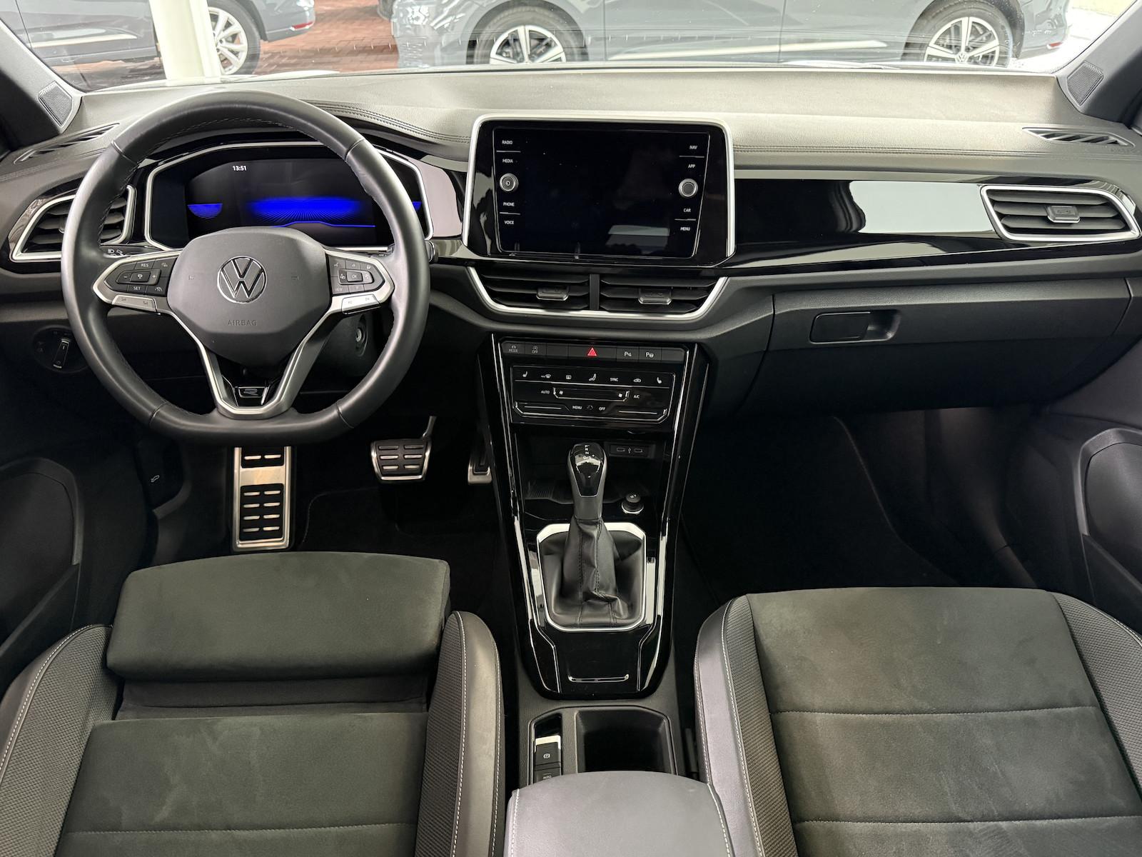 Volkswagen T-Roc R-LINE 1.5TSI DSG IQDRIVE ACC KAMERA AHK