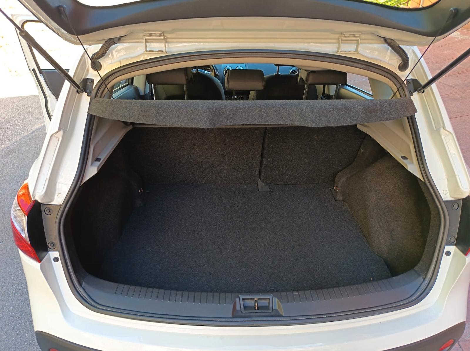 Nissan Qashqai 2012 — photo 14