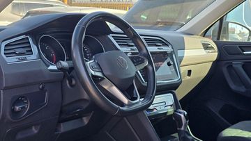 Volkswagen Tiguan - 9
