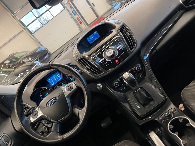 Ford Kuga Titanium *PANO*PDC*SHZ*BI-XENON*