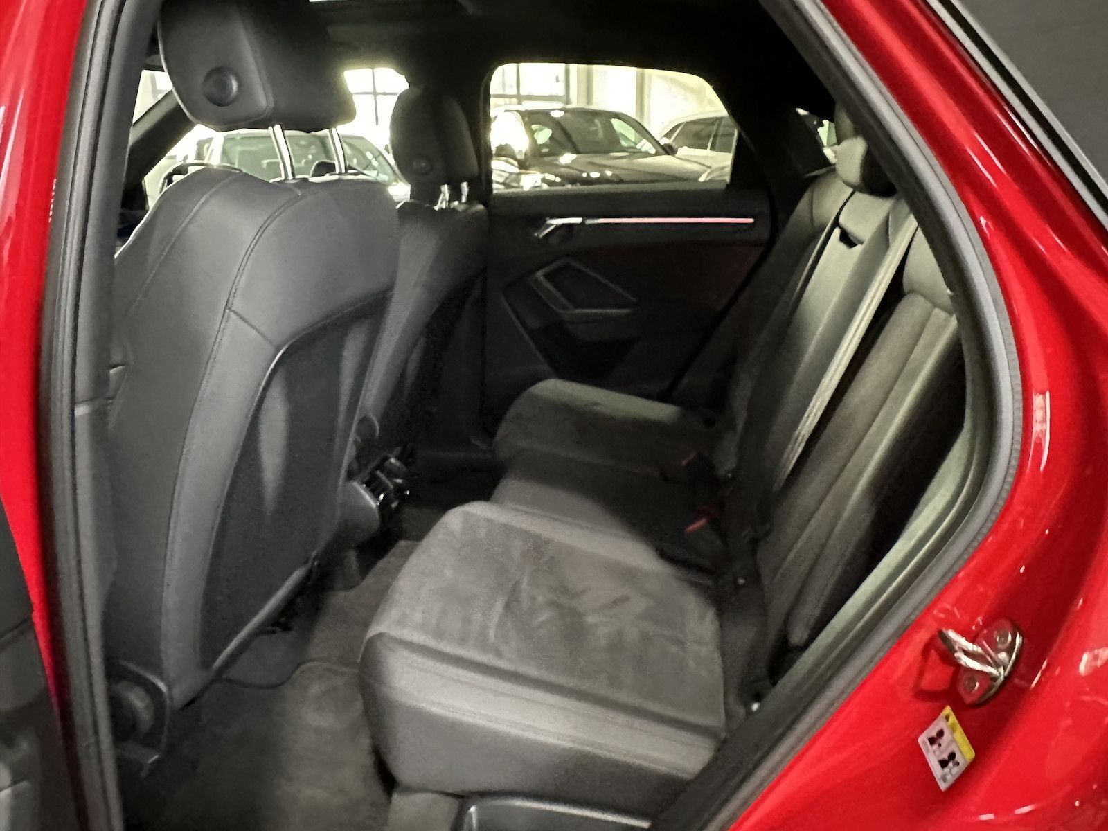 Fahrzeugabbildung Audi RS Q3 Sportback quatt/Matrix/RS-AbGas/Pano/RFK/