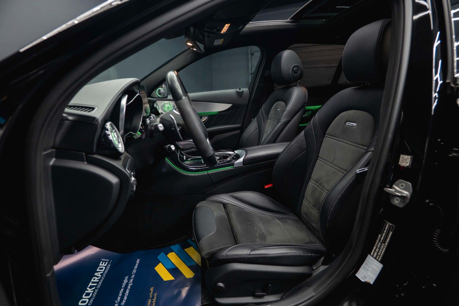 Fahrzeugabbildung Mercedes-Benz C 63 S T AMG Performance *Pano*Burmester*LED*