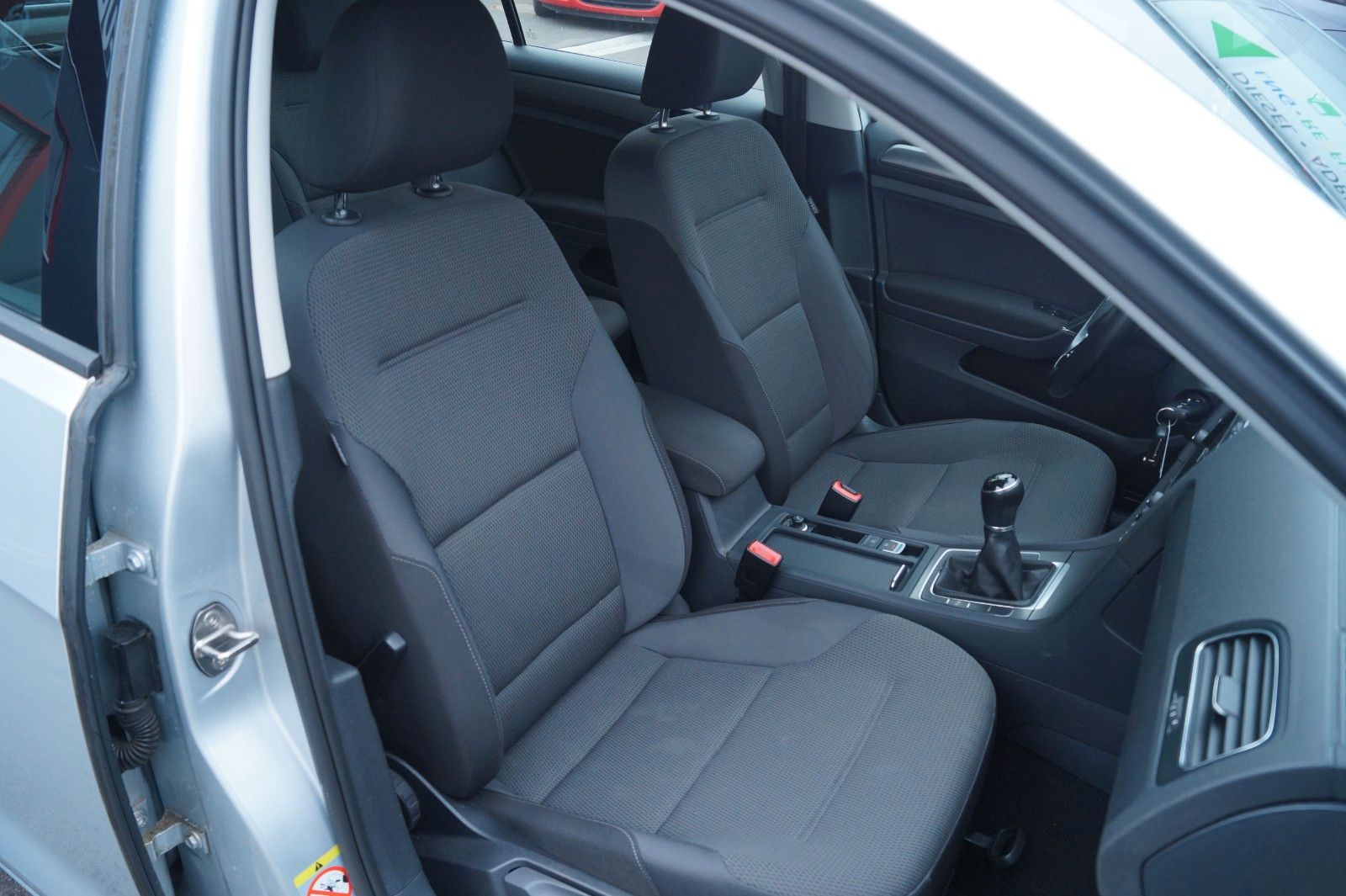 Fahrzeugabbildung Volkswagen Golf VII Lim. Comfortline BMT