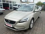 Volvo V40 Inscription KAMERA/PANO/KLIMAAUT/8FACH/LEDER - Volvo V40 aus 2017