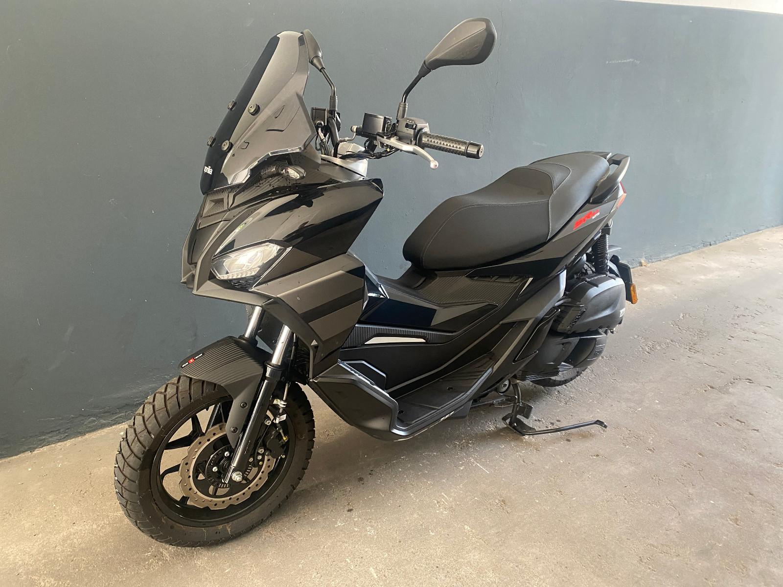 Aprilia SR GT 125
