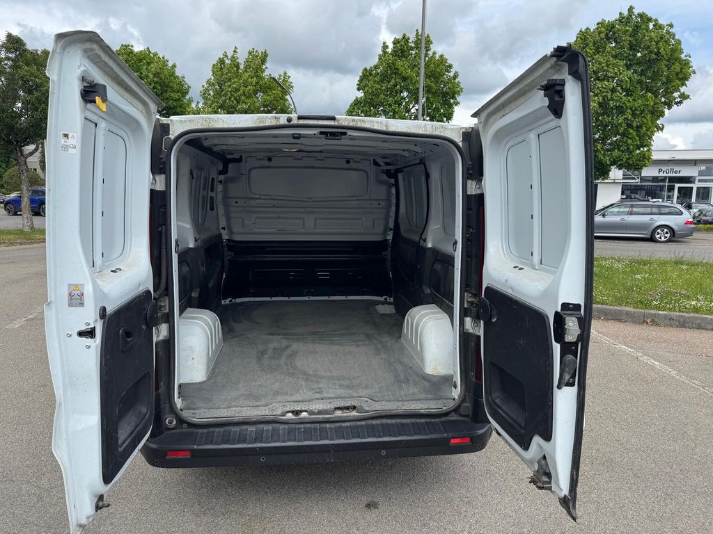 RENAULT Trafic 14