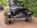Jeep Wrangler Sport 4.0 Automatik  - Jeep Wrangler Sport mit Benzin-Antrieb