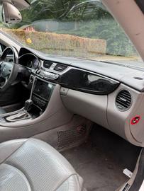 2004 Mercedes-BENZ CLS — фото 8