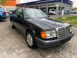Mercedes-Benz Mercedes E230 Coupe 124 - Mercedes-Benz E 230 aus 1992