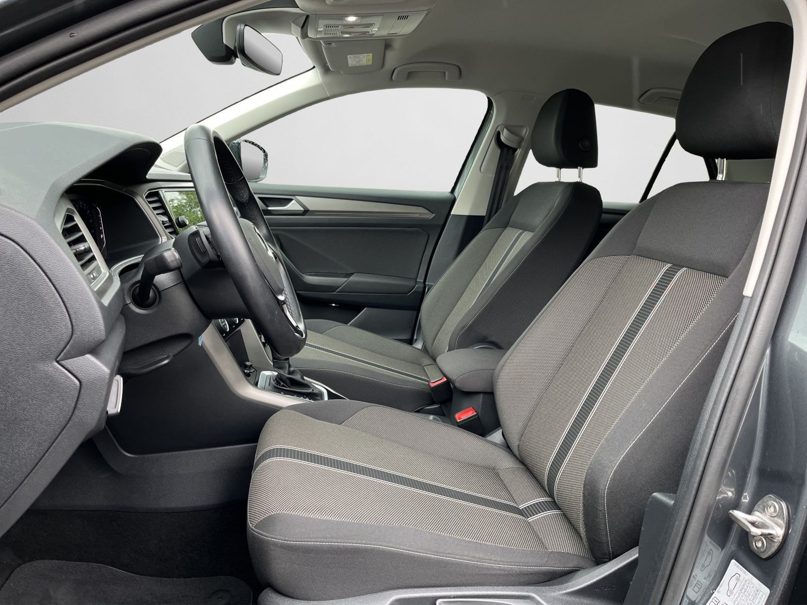 Volkswagen T-Roc - Bild 13