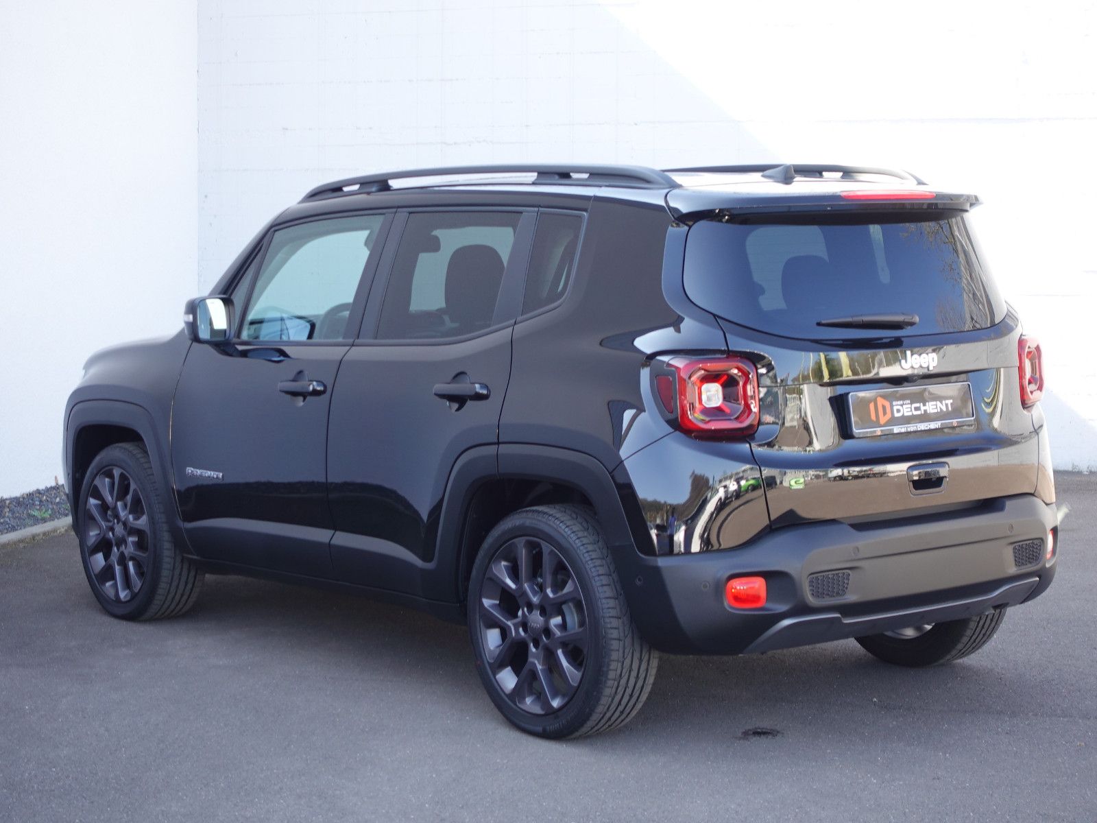 Fahrzeugabbildung Jeep Renegade 1.5 AUTOMATIK E-Hybrid S-Edition SHZ