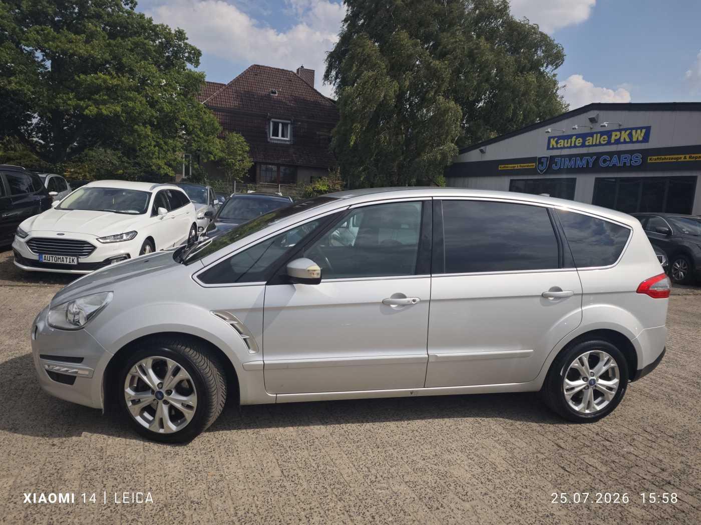 Ford S-MAX 2010 — photo 9