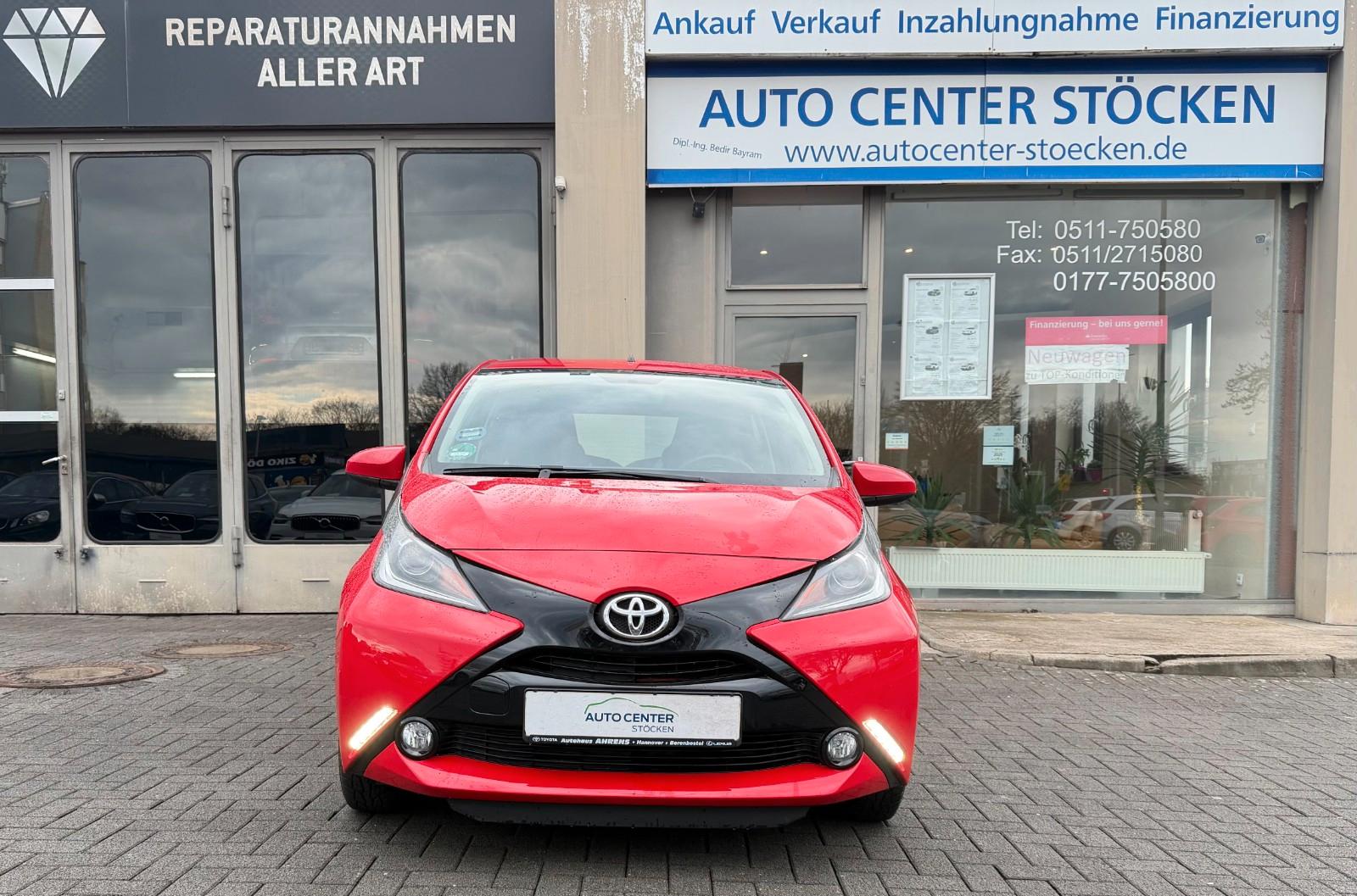 Toyota Aygo AYGO X-Play Team D KLIMA SERVO ALU KAMERA