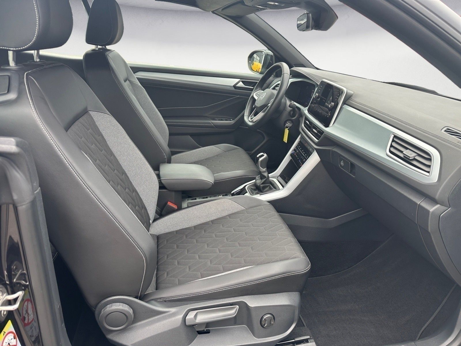 Volkswagen T-Roc - Bild 9