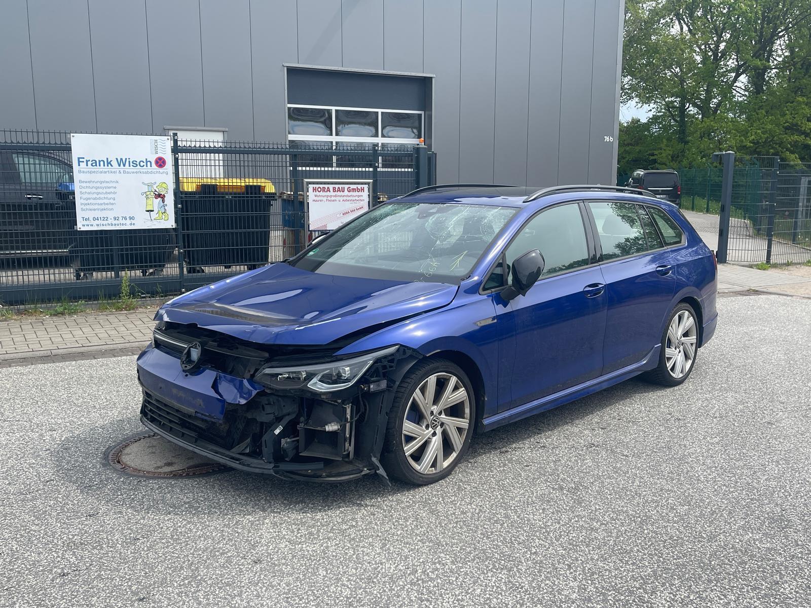Volkswagen Golf R 4Motion MATRIX*PANO*SHZ*MEMORY*KAM*HARMAN
