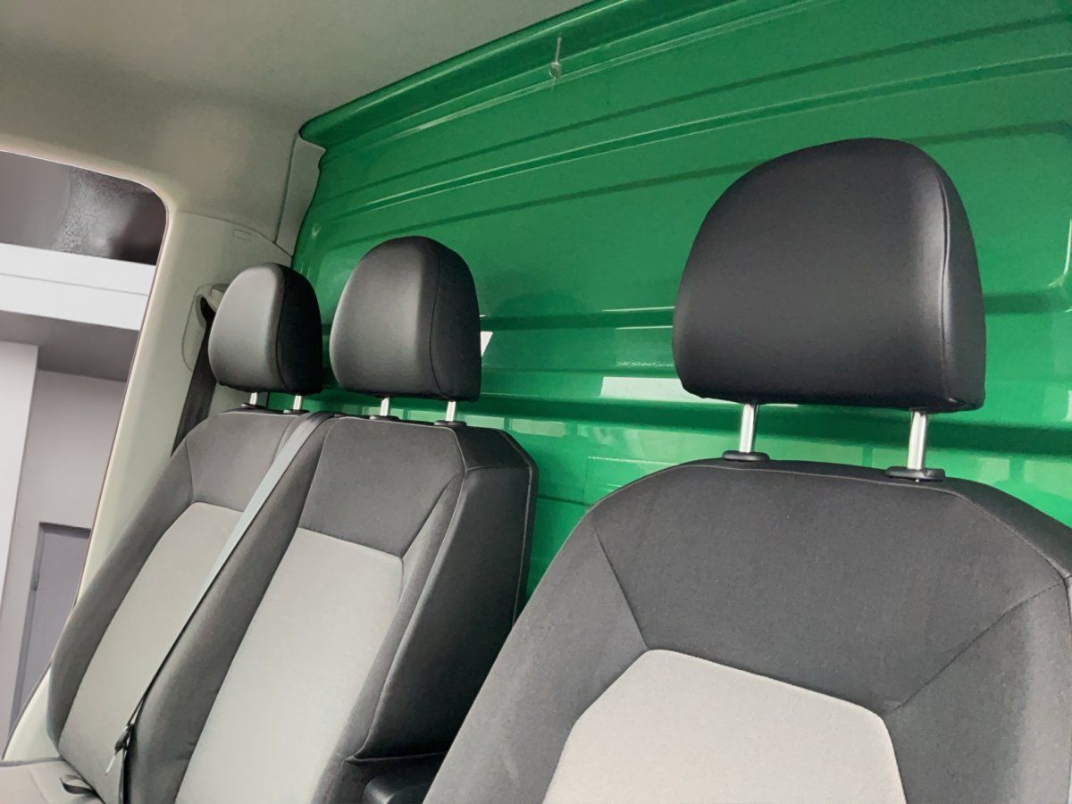Fahrzeugabbildung Volkswagen Crafter 35 Pritsche 2.0 TDI Langer Radstand AHK