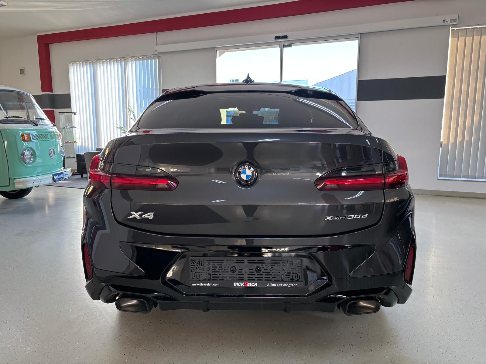 Fahrzeugabbildung BMW X4 xDrive 30 d M Sport PANO*MATRIX*HIFI*PROF*21"