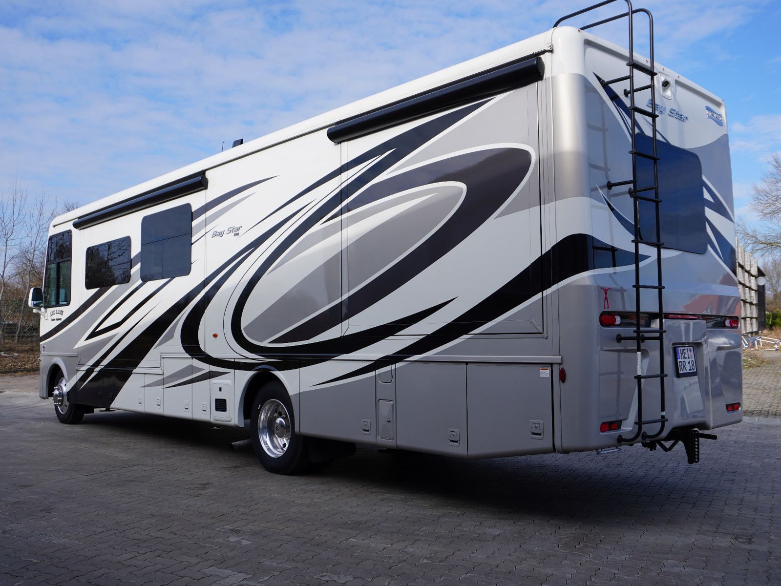 Fahrzeugabbildung Ford Newmar Bay Star 3626 Class A