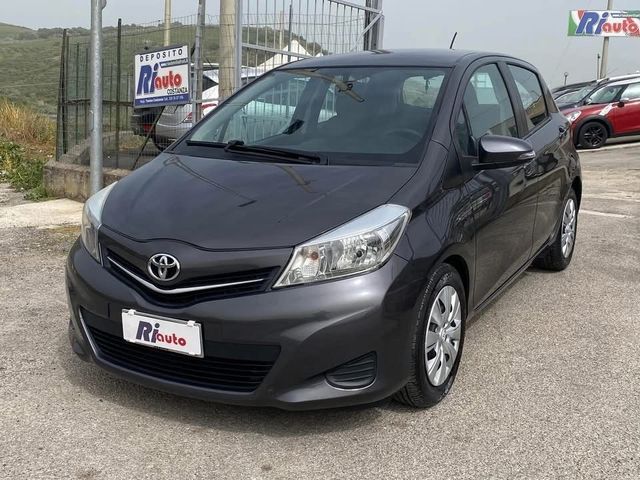 Toyota Yaris 1.4 D-4D 5 porte Lounge