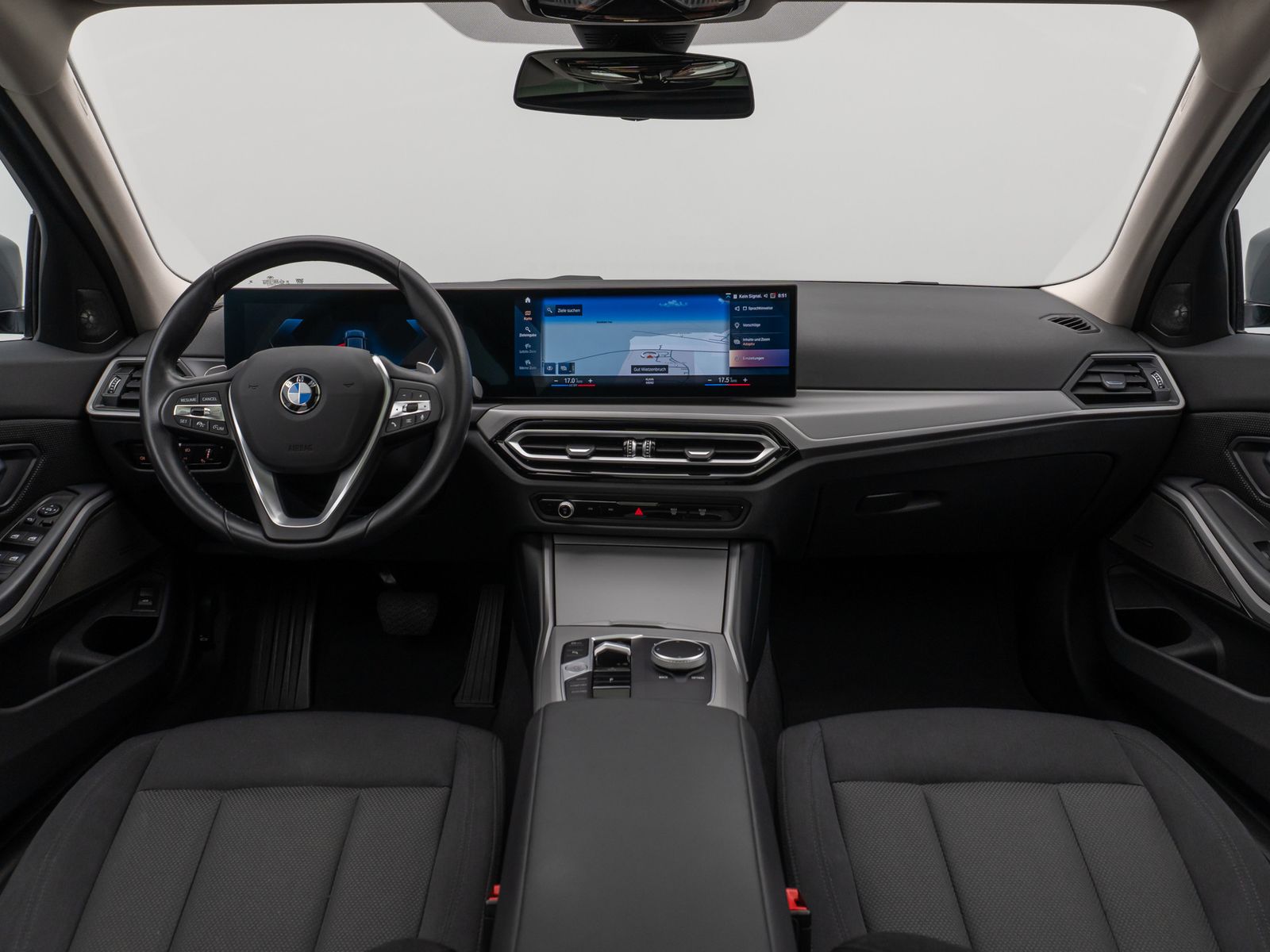 Fahrzeugabbildung BMW 320d Panorama DAB H/K Lordos Stop&Go PDC LED