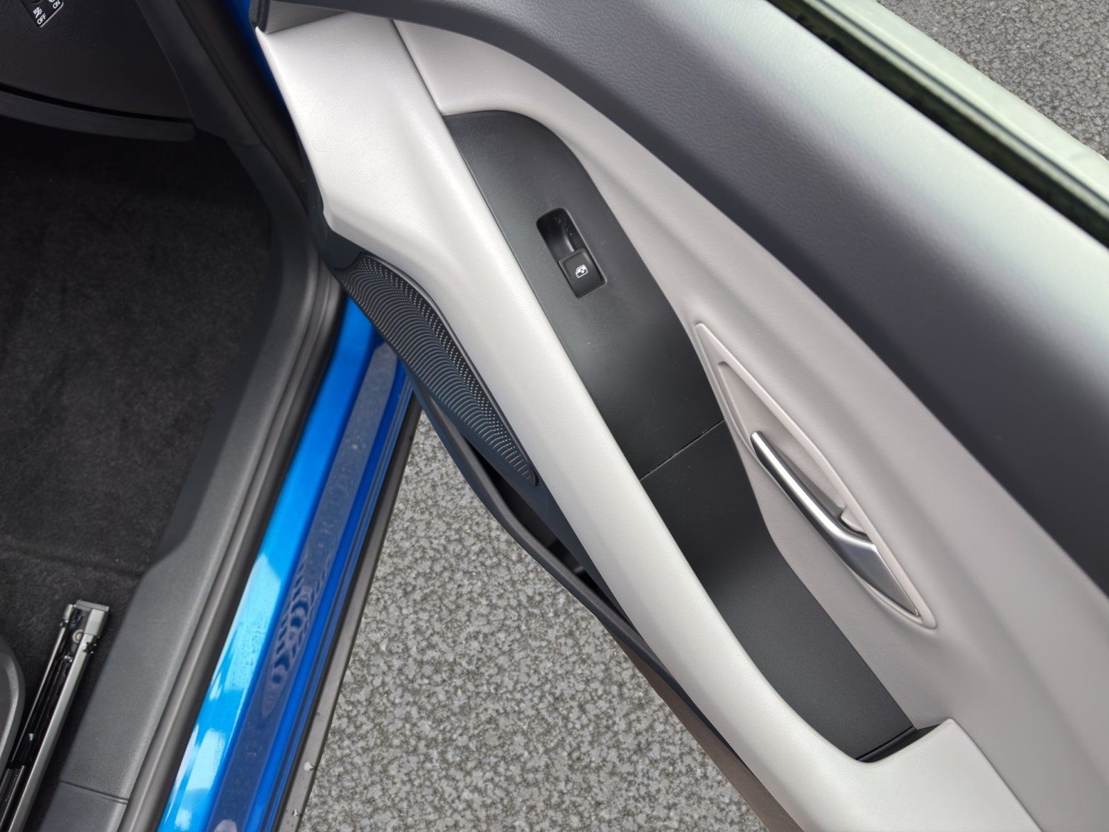 Fahrzeugabbildung Ford Explorer RWD