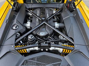 صورة مصغرة 24 لـ 2012 Lamborghini AVENTADOR