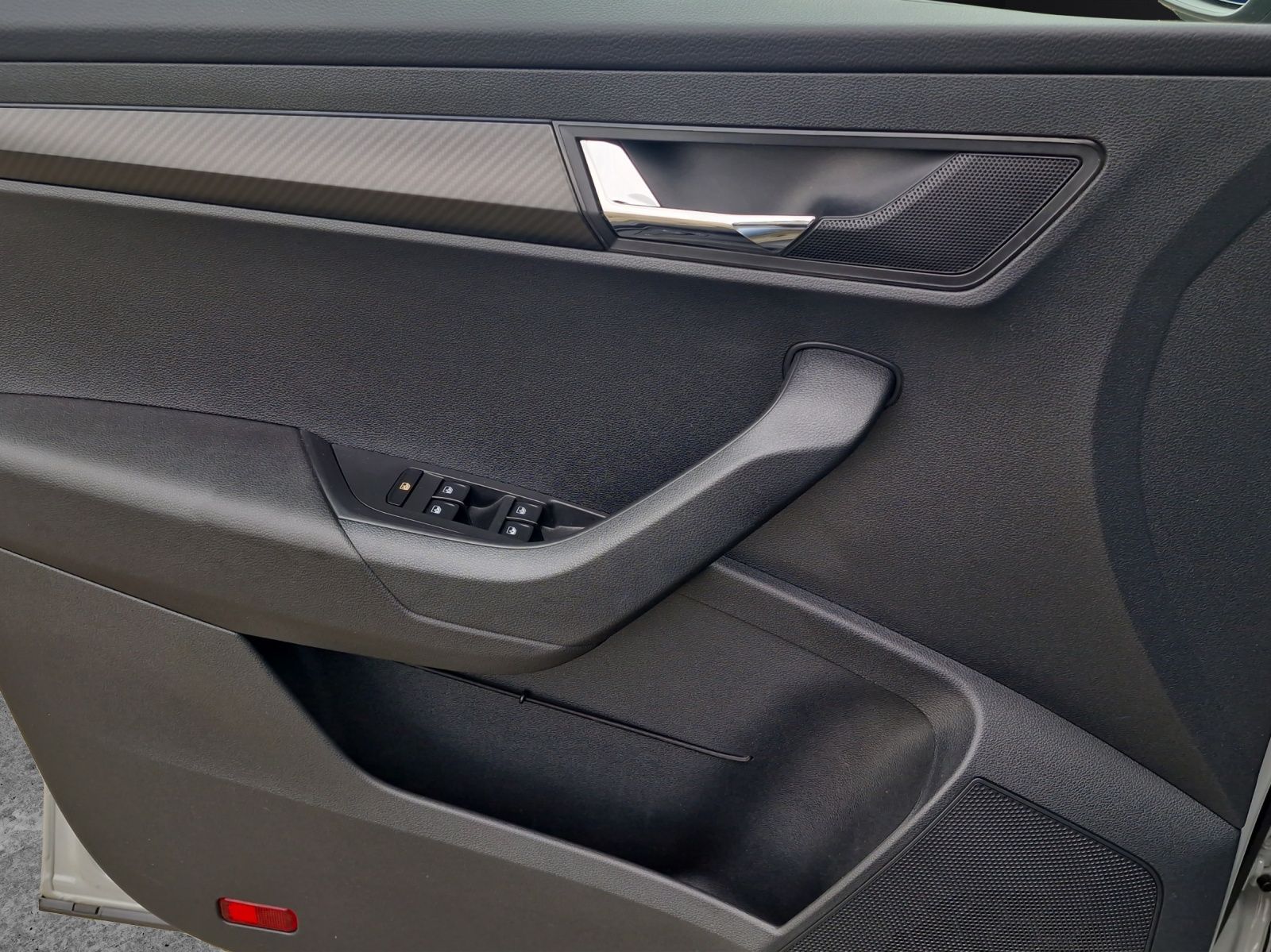Fahrzeugabbildung SKODA Karoq Sportline 4x4 MATRIX AHZ VC