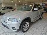 BMW X5 xDrive40d - BMW X5 aus 2012 mit Diesel-Antrieb