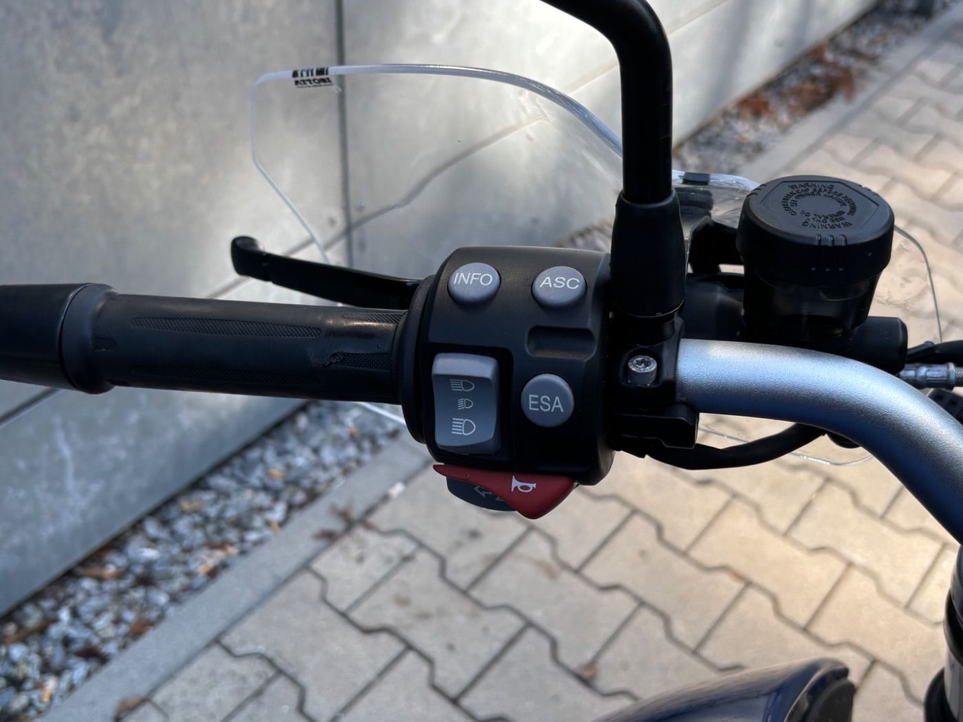 Fahrzeugabbildung BMW R 1200 R Koffersatz